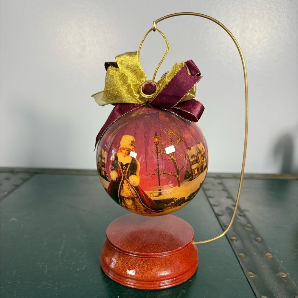 Mattel 1996 Matrix Barbie Winter Wonderland Holiday Ornament With Wooden Stand